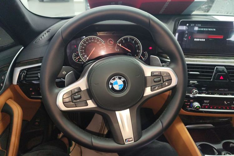 Used BMW 5 Series 2018 530Li Luxury Edition M Sport Package
