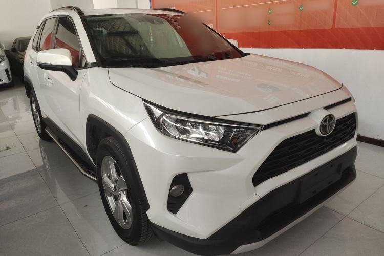 Used Toyota RAV4 2020 2.0L CVT Two-Wheel Drive Fashion PLUS Edition
