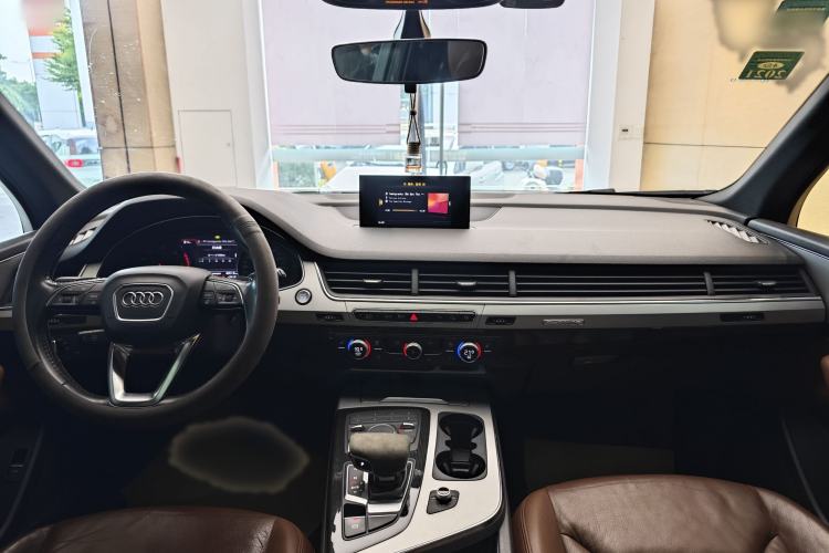 Used Audi Q7 2016 3.0 TFSI 7 seats parallel import
