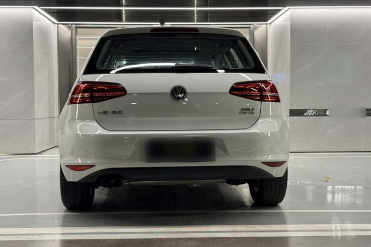 Used Volkswagen Golf 2017 230TSI Automatic Comfort Edition – Celebrating Milestone of One Million Units
