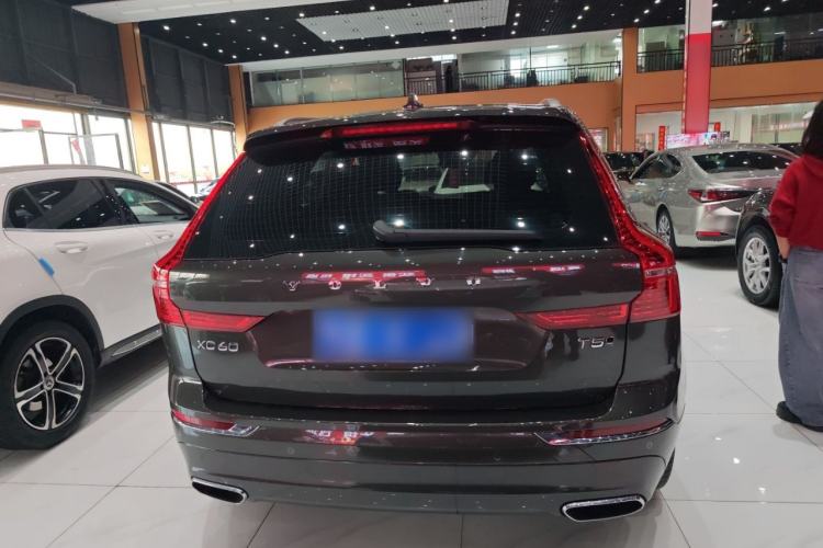 Used Volvo XC60 2021 T5 4x4 Smart Luxury Edition