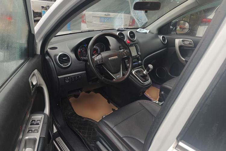 Used Haval H6 2016 Upgraded Model 1.5T Manual Two-Wheel Drive Elite Version
