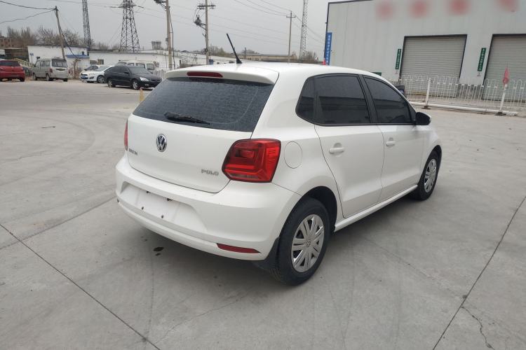 Used Volkswagen Polo 2016 1.4L Manual Fashion Model