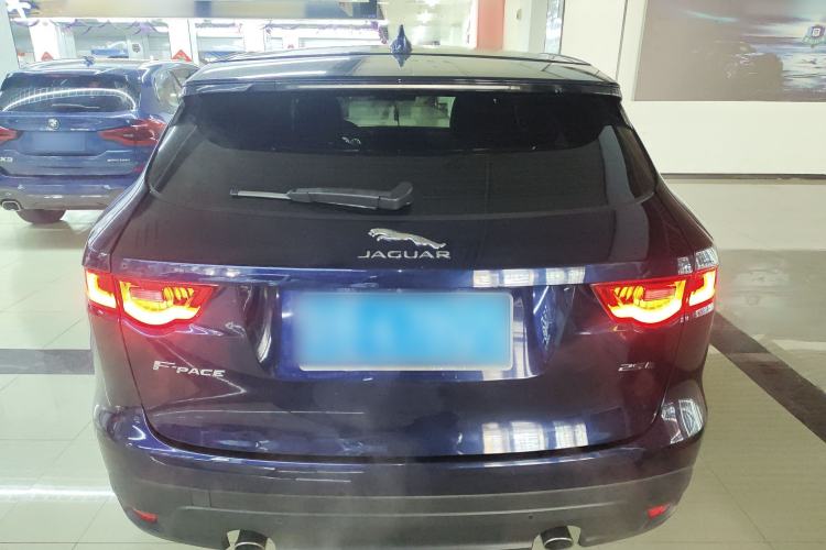 Used Jaguar F-PACE 2016 2.0T Two-Wheel Drive Urban Luxury Edition
