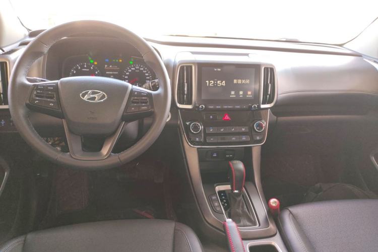 Used Hyundai ix35 2019 2.0L Automatic 2WD Zhiyong·Changxiang Edition China VI Standard
