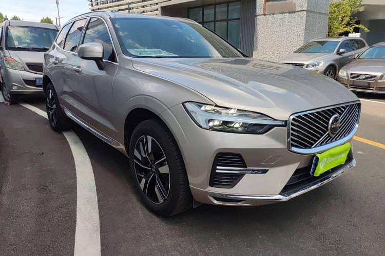 Used Volvo XC60 2026 B5 4x4 Smart Luxury Edition
