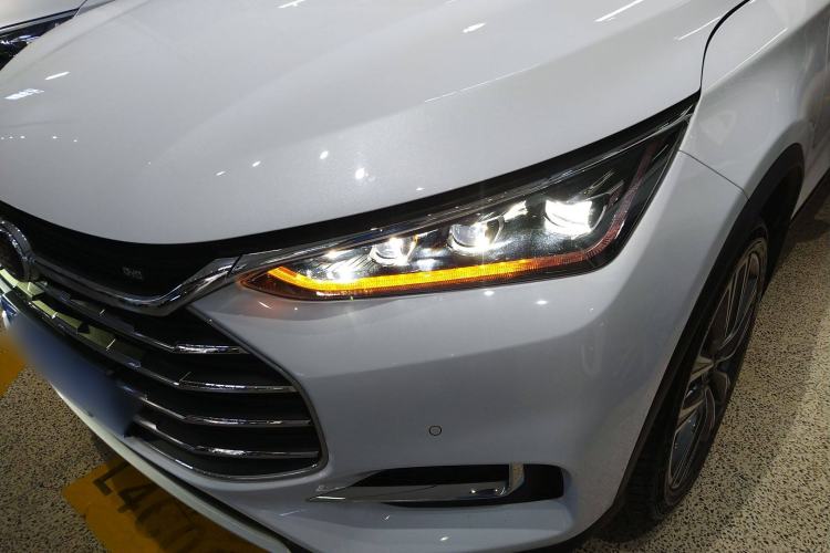 Used BYD Tang 2019 2.0T Automatic SmartConnect Luxury 7-Seater China VI Standard