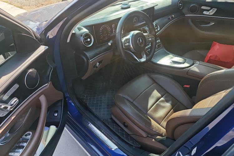 Used Mercedes-Benz E-Class 2019 E 300 L Sporty and Stylish Model