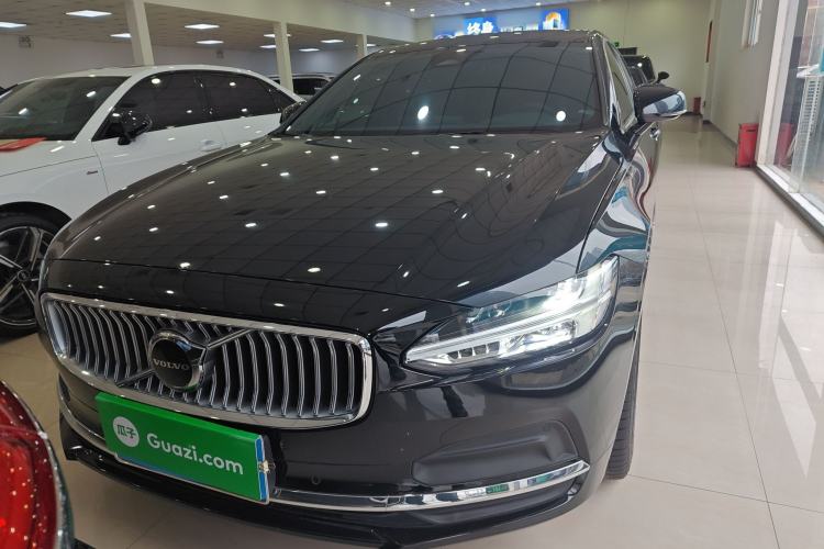 Used Volvo S90 2024 B5 Zhiyuan Luxury Edition

