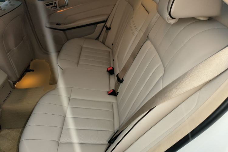 Used Mercedes-Benz E-Class 2015 E 260 L Sport Edition
