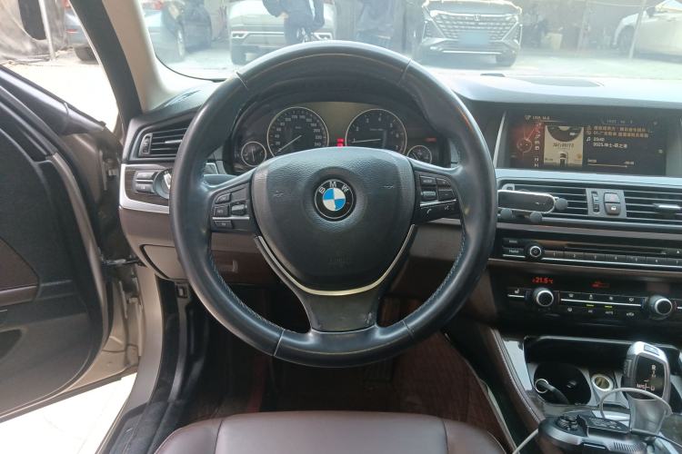 Used BMW 5 Series 2014 525Li Luxury Design Package
