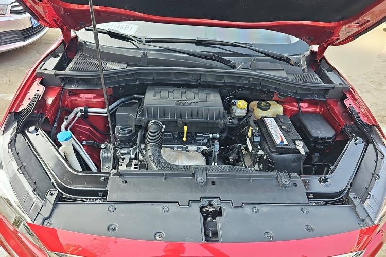 Used MG ZS 2020 Global Bestseller with 1.5L Engine Manual Transmission and a Massive 65-Inch Panoramic Sunroof Version
