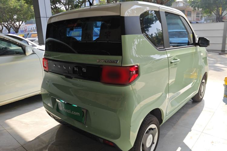 Used Wuling Hongguang MINIEV 2022 Macaron Premium Model – Lithium Ternary Battery
