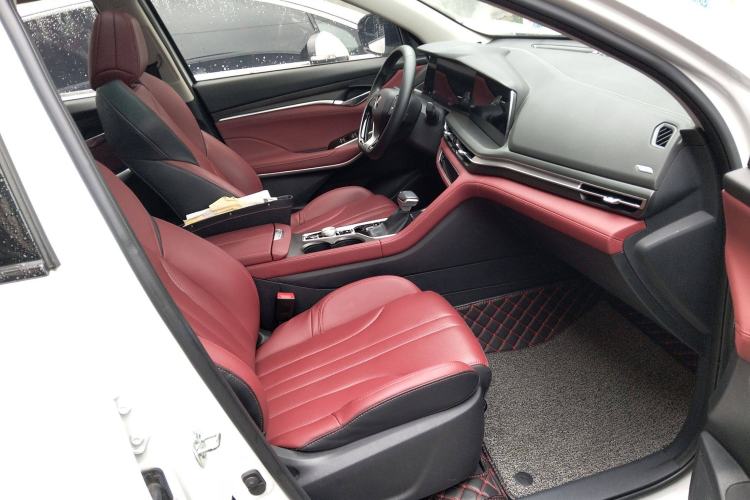 Used Changan CS75 PLUS 2021 1.5T Automatic Pioneer Model
