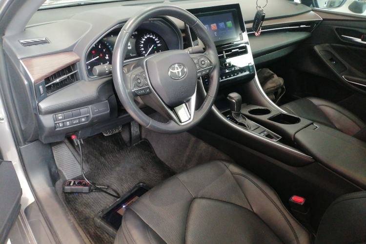 Used Toyota Avalon 2023 2.0L Premium Edition
