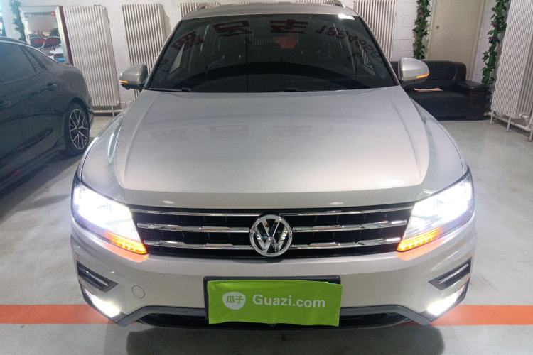 Used Volkswagen Tiguan L 2018 Revised Version 330TSI Automatic Two-Wheel Drive Comfort Edition

