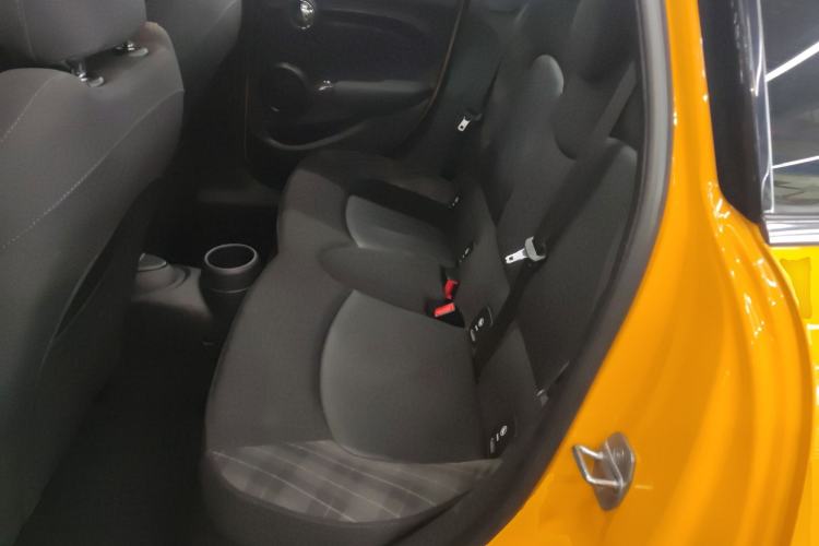 Used  MINI 2016 1.5T COOPER Five-Door Edition
