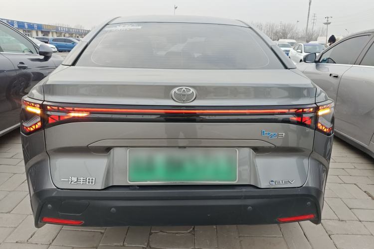 Used Toyota bZ3 2023 616 km Long-Range PRO
