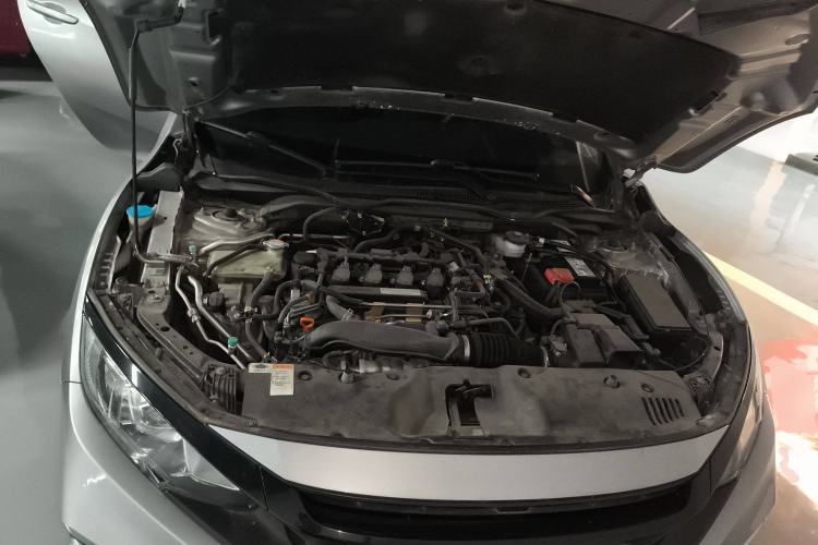 Used Honda Civic 2016 220TURBO CVT Luxury Edition
