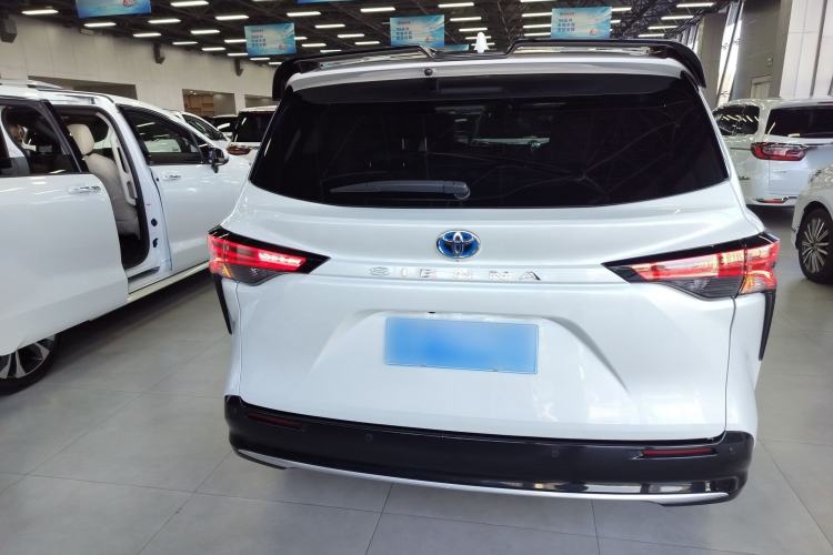 Used Toyota Sienna 2021 2.5L Hybrid Comfort Edition
