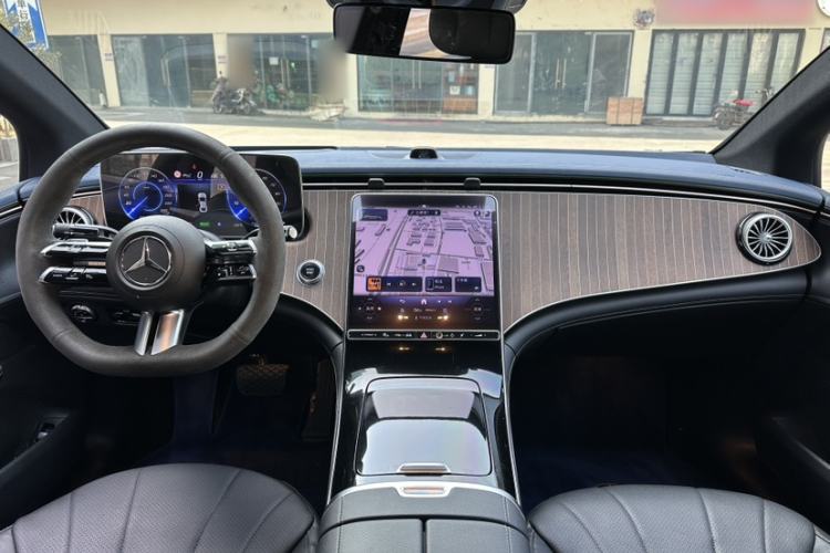 Used Mercedes-Benz EQE 2022 350 Luxury Edition
