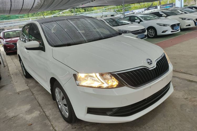 Used Skoda Rapid Spaceback 2019 1.5L Automatic Standard Edition
