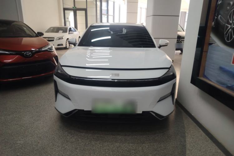 Used  L6 2024 125km PLUS Dragon Edition