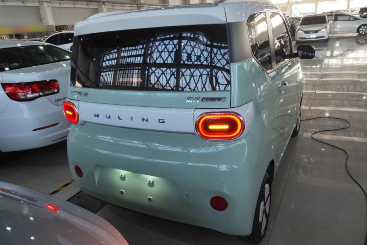 Used Wuling Hongguang MINIEV 2024 3rd Generation 215km Advanced Version
