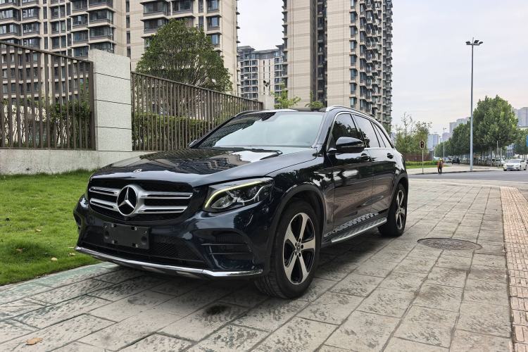 Used Mercedes-Benz GLC 2019 GLC 260 L 4MATIC Luxury Model
