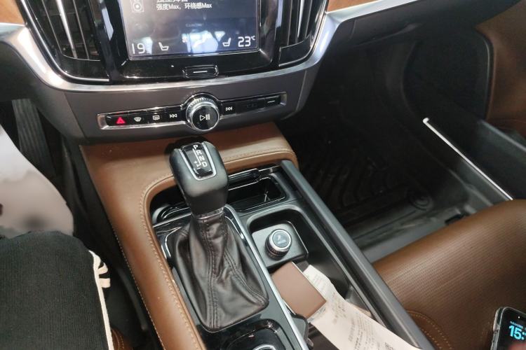 Used Volvo S90 2019 T5 Prestige Edition
