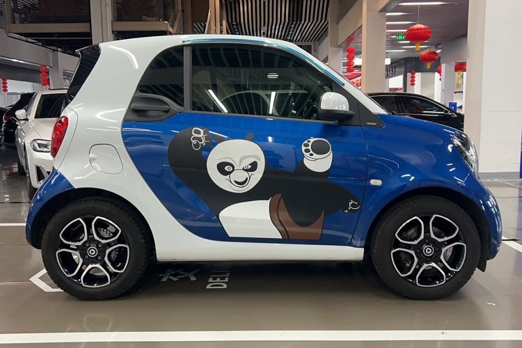 Used  fortwo 2019 0.9T 66kW Hardtop Wind Power Edition China VI
