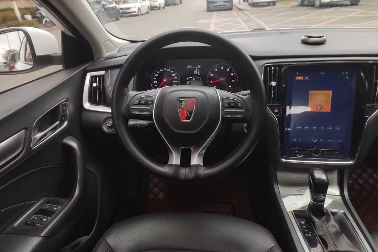 Used Roewe i6 2019 PLUS 1.6L CVT 4G Connected Flagship Deluxe Edition
