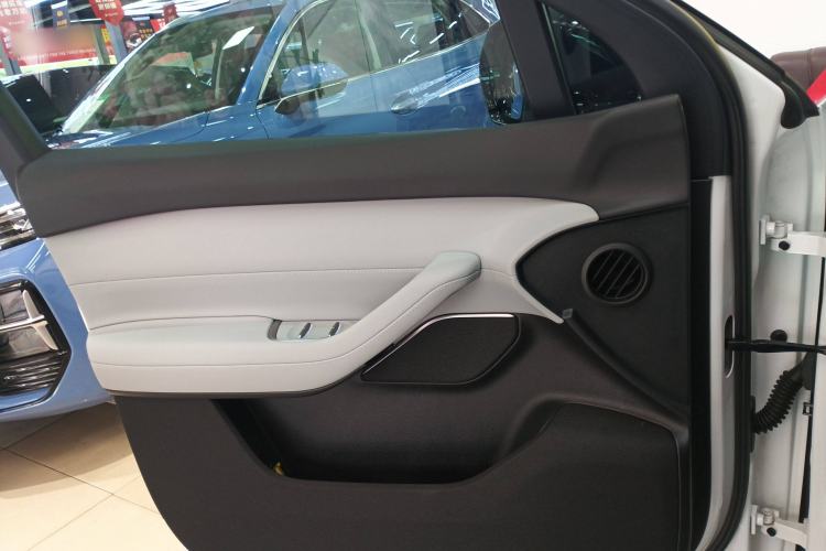 Used Nio ES6 2023 75 kWh
