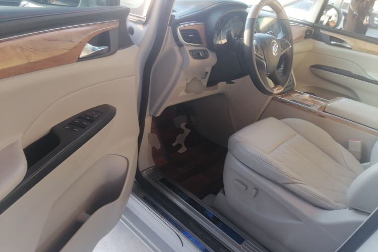 Used Buick GL8 2018 ES 28T Comfort Model China VI Standard
