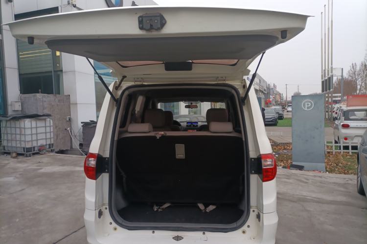 Used BAIC Weiwang M20 2014 1.5L Basic Version DAM15DL
