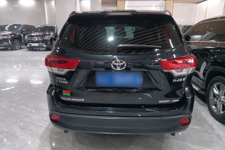 Used Toyota Highlander 2018 2.0T Four-Wheel Drive Luxury Edition 7 Seats China V Emission Standard
