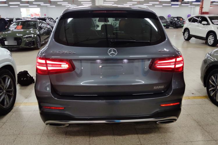 Used Mercedes-Benz GLC 2019 Facelift GLC 260 L 4MATIC Luxury Model
