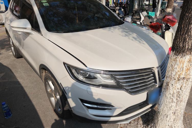 Used Lincoln MKC 2017 2.0T Two-Wheel Drive Deluxe Edition