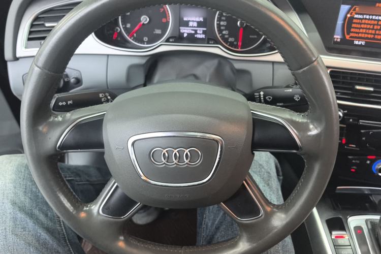 Used Audi A4L 2016 30 TFSI Collector's Edition Automatic Comfort Model
