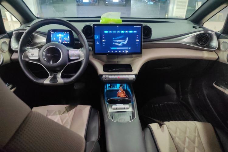 Used BYD Dolphin 2021 405 km Fashion Edition
