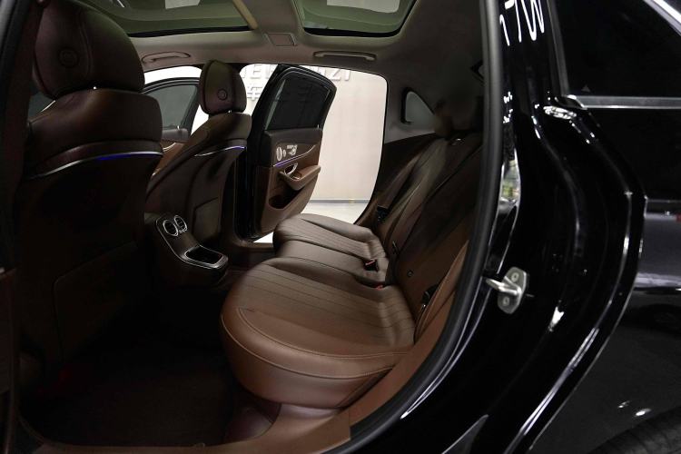 Used Mercedes-Benz E-Class 2022 Updated E 300 L Luxury Edition
