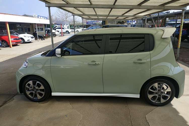 Used ORA White Cat 2022 Xiaoyue Mao Edition 401 km Flagship Model Lithium Ternary
