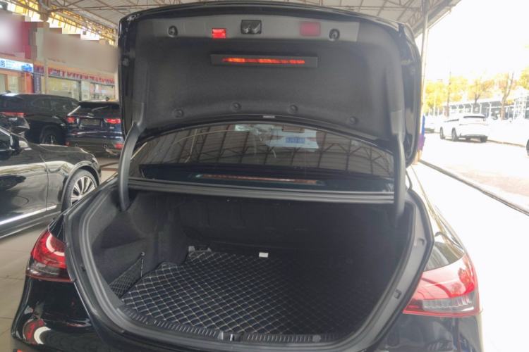 Used Mercedes-Benz E-Class 2022 Second Facelift E 300 L Fashion Edition