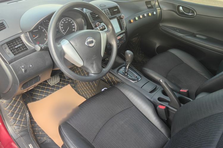 Used Nissan Tiida 2011 1.6L CVT Smart Version
