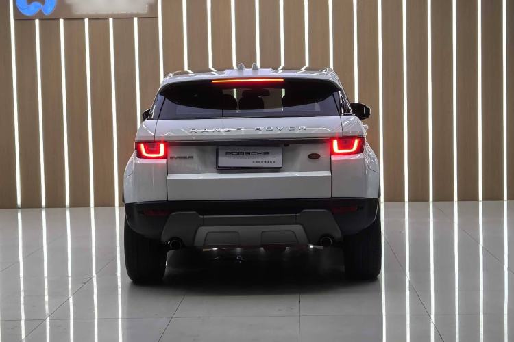 Used Land Rover Range Rover Evoque 2017 2.0T SE Smart Glow Edition
