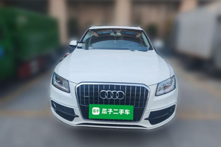 Used Audi Q5 2018 Collector's Edition 40 TFSI Technology Model
