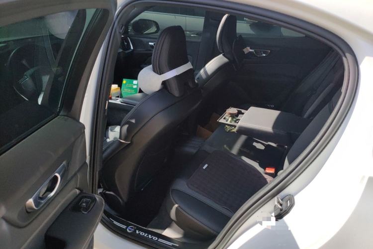 Used Volvo S60 2024 B5 Zhiya Sport Edition
