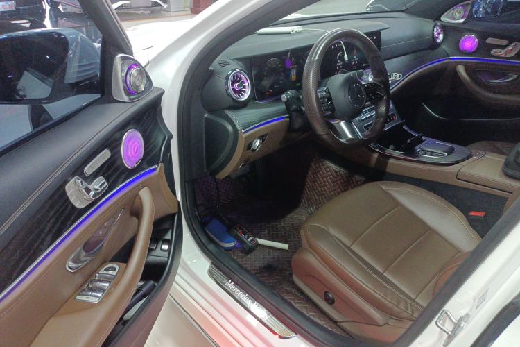 Used Mercedes-Benz E-Class New Energy 2021 E 350 e L Plug-in Hybrid Sports Sedan