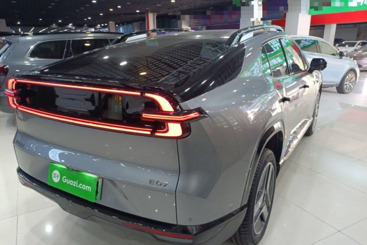 Used  E07 2025 All-Electric 4x4 90kWh Ultra High-Performance Edition
