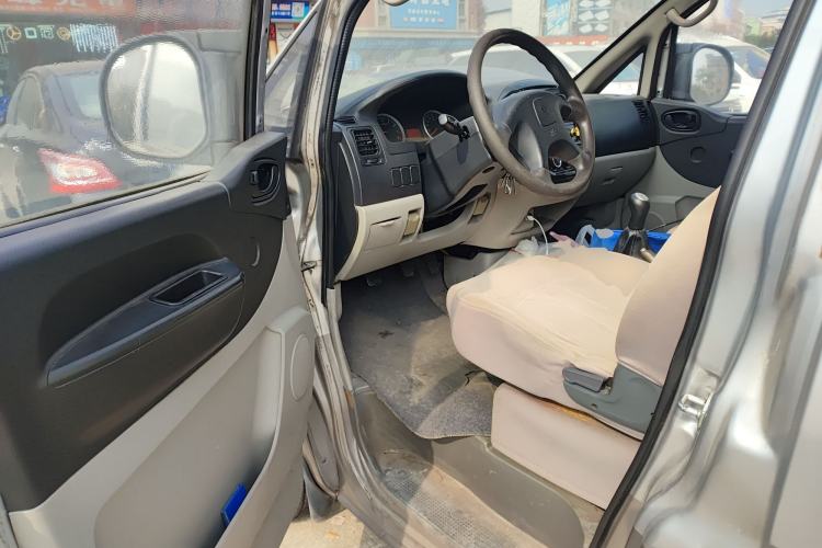 Used FORTHING Lingzhi 2016 M3L 1.6L 7-Seater Comfort Model